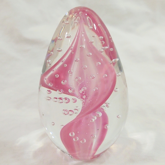 Pair of Glass Eye Studies Hand-Blown Art Glass Pink Egg Paperweights - Picture 3 of 7